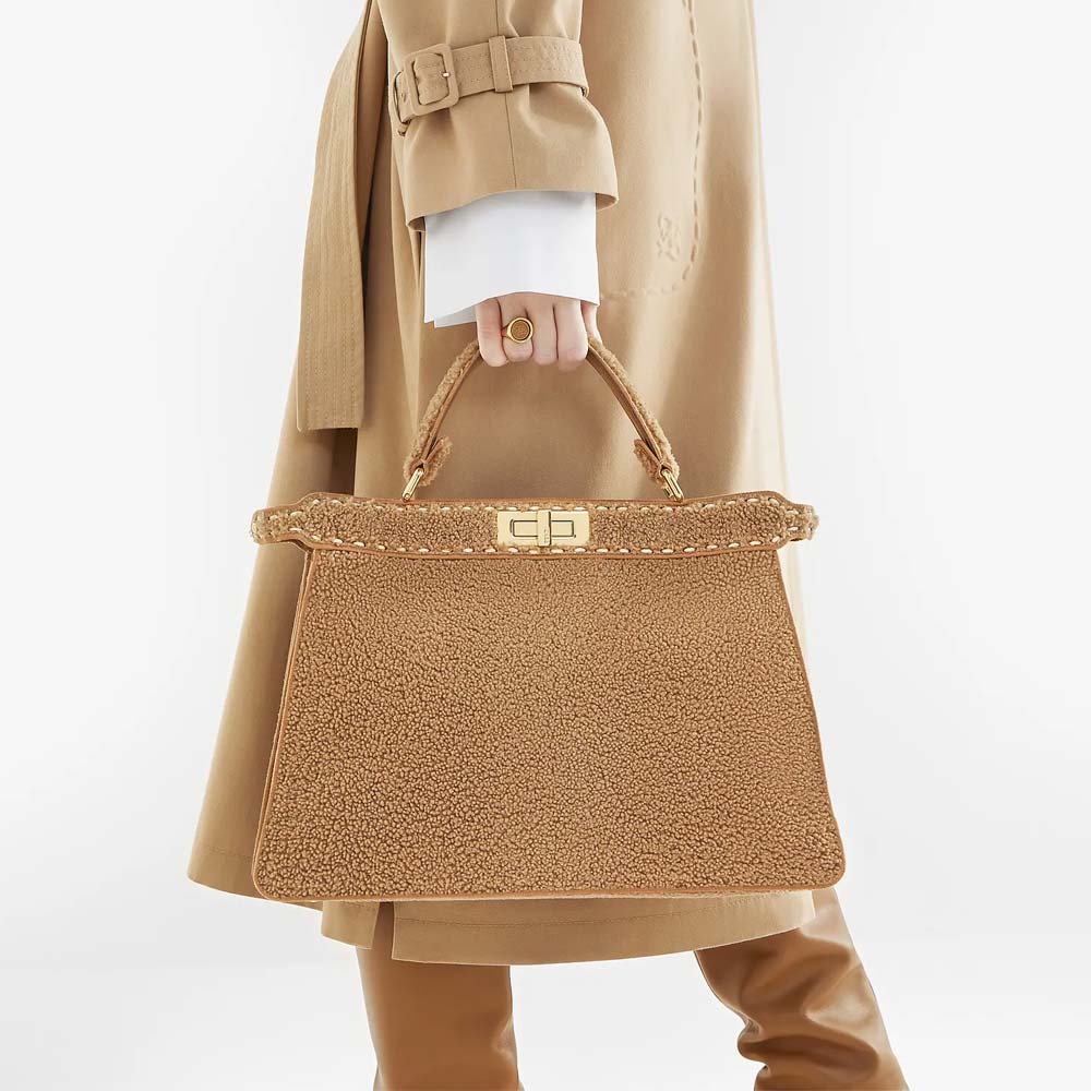 PEEKABOO ISEEU LARGE Beige Sheepskin Bag - Image 5
